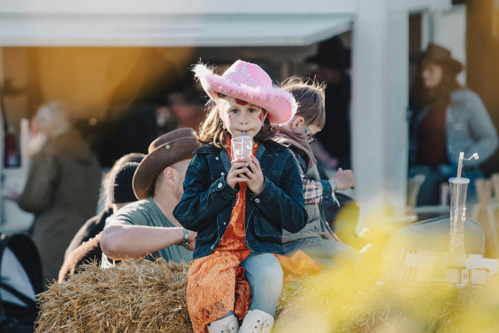 Sunny Cowboy Hats Shine at Dungasandur, Sørvágur