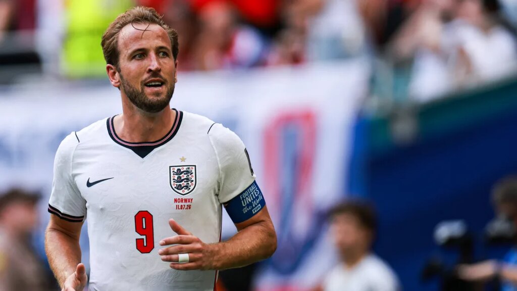 Harry Kane Ties for Most Caps as England Outfield Player