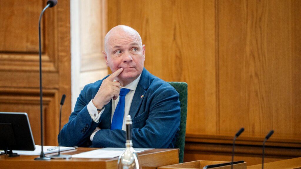 Søren Gade Seeks Transparency in Afghanistan War Investigation Søren Gade Seeks Transparency in Afghanistan War Investigation